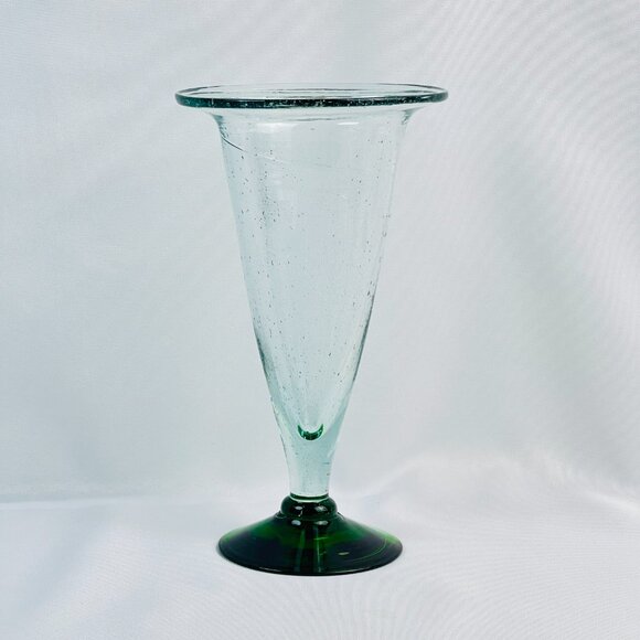 Elegant Vintage Hand-Blown Clear Glass Vase with Emerald Green Base 8 1/2" - Picture 9 of 10